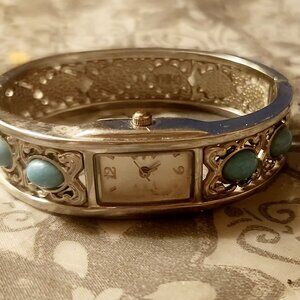 Kathy Ireland woman's wristband